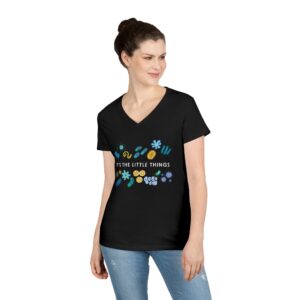 “It’s the Little Things” V-Neck Graphic Tee
